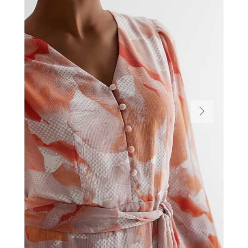 EXPRESS Printed Button‎ Front Tie Waist Midi Dress NWT Size M Peach Floral Print - Picture 2 of 12
